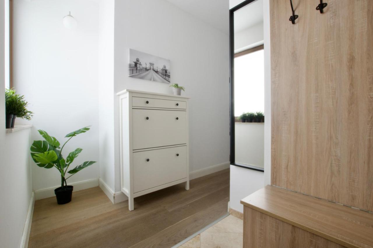 Penthouse Apartment By Hi5 -At The Top Of Boedapest Buitenkant foto
