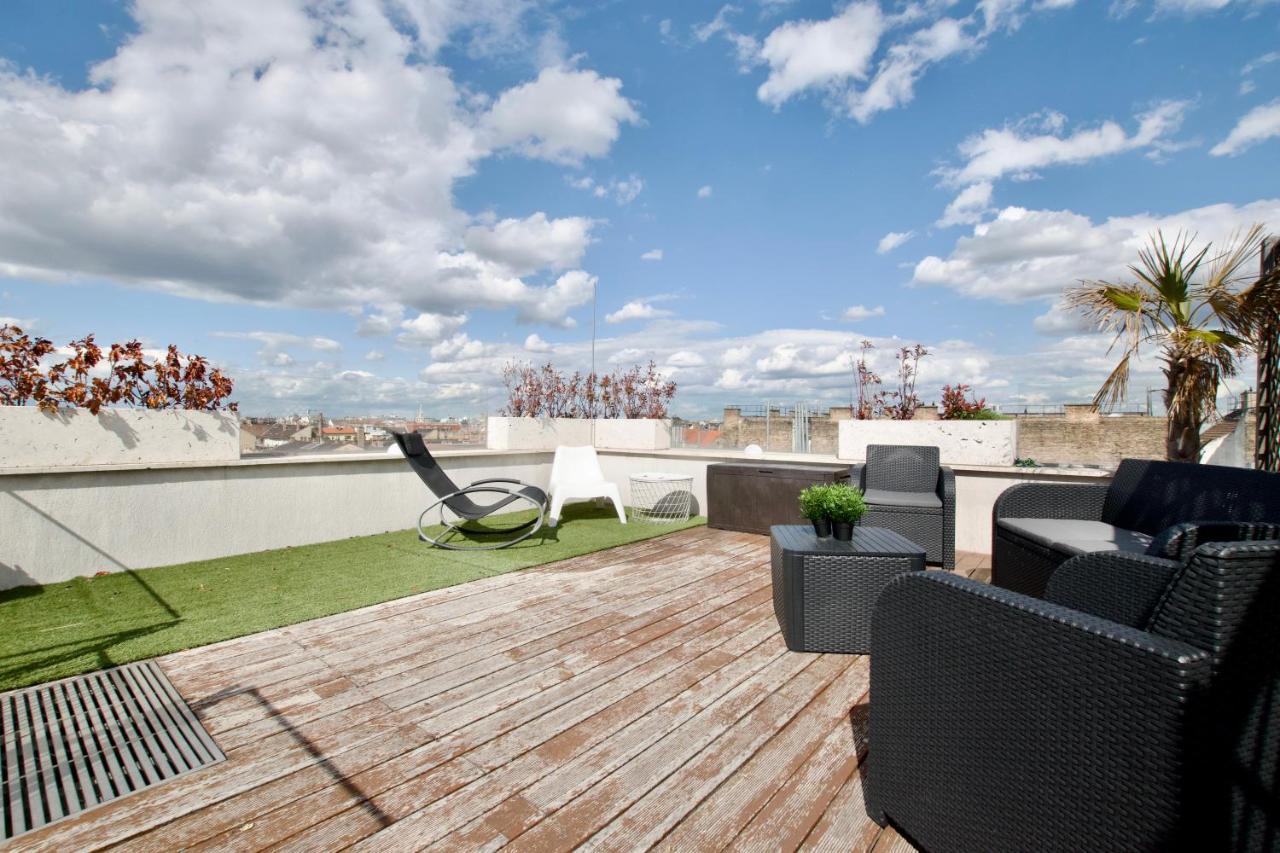 Penthouse Apartment By Hi5 -At The Top Of Boedapest Buitenkant foto